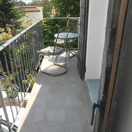 Holiday home Kameni Biser *