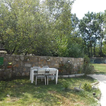 Kameni Biser Jurdani