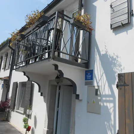 Kameni Biser Holiday home