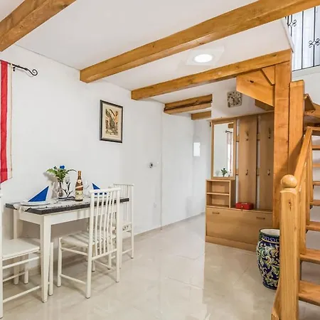 Holiday home Kameni Biser Jurdani