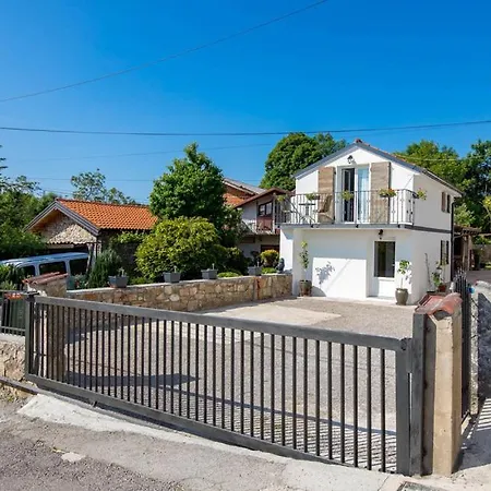 Holiday home Kameni Biser