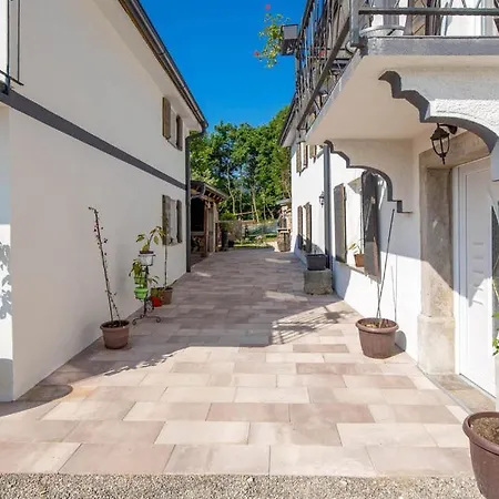 Holiday home Kameni Biser